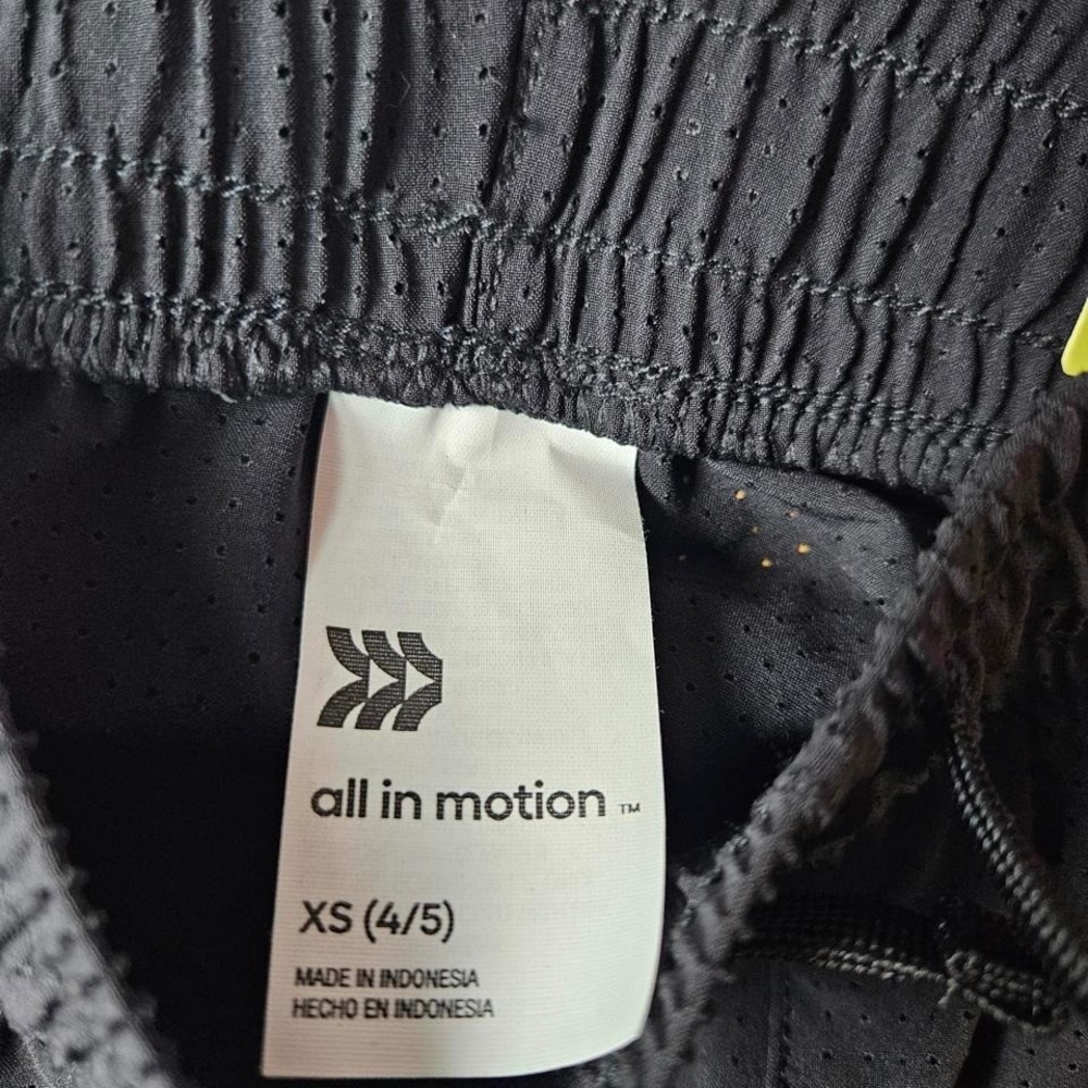 XS shorts All In Motion New - Picture 2 of 2